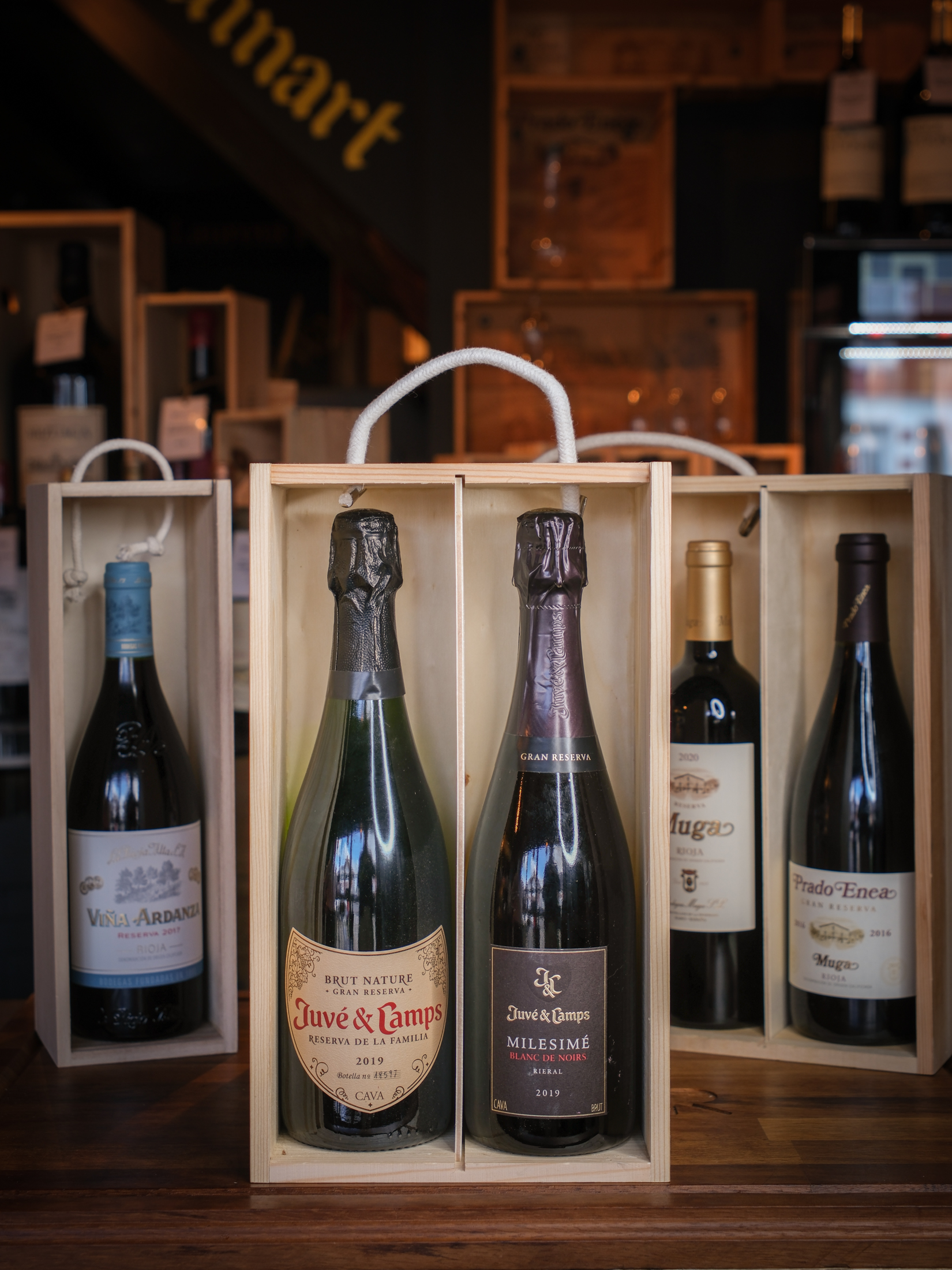 2 Bottle Cava Gift Box