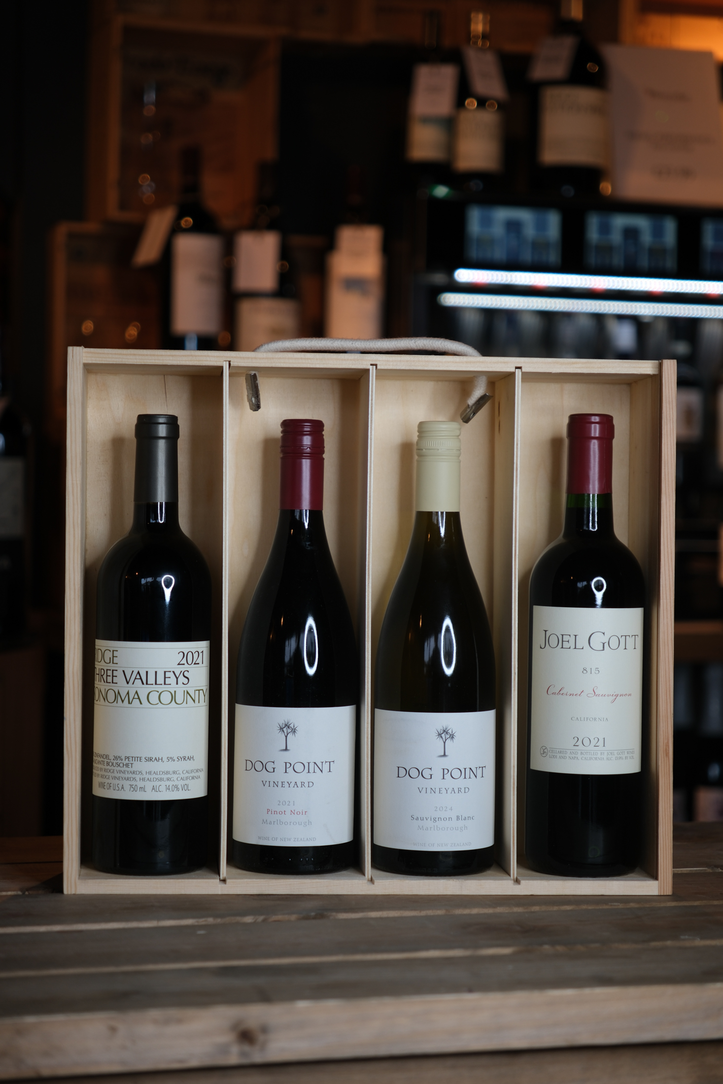 4 Bottle New World Gift Box