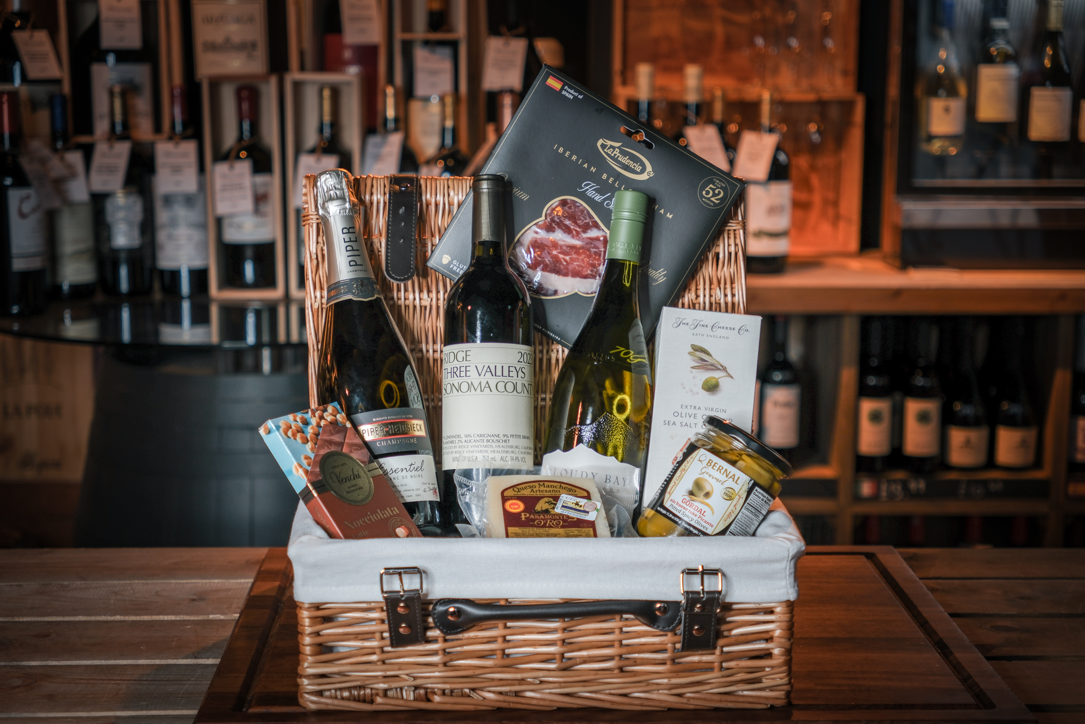 Casa Martinez Luxury Hamper